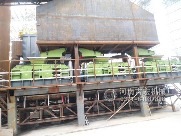 玄武巖對(duì)輥破碎機(jī)可以制砂嗎？出料0-4.75mm可調(diào),成品達(dá)機(jī)制砂標(biāo)準(zhǔn)！